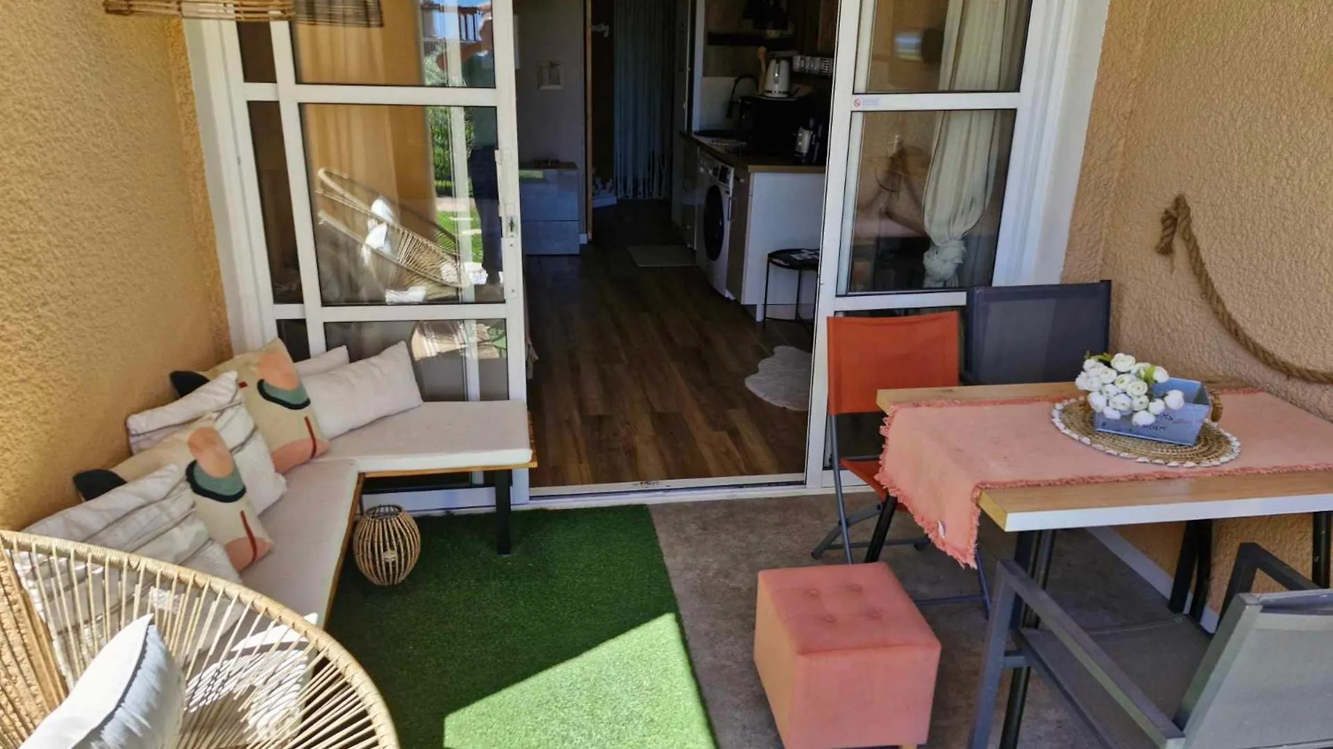 Apartment Vacances Au Paradis Saint-Raphael